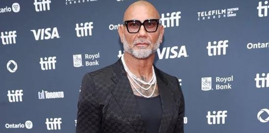 Γιατί αδυνάτισε τόσο πολύ το "βουνό" από μυς Dave Bautista