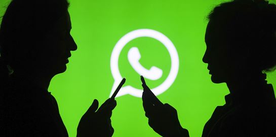 Τώρα μπορείς να ακούς τα μηνύματα του WhatsApp στο fast forward