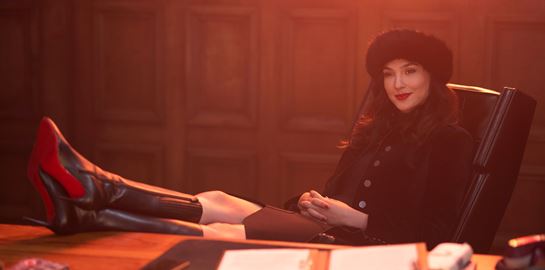 Η Gal Gadot είναι ο μόνος λόγος για να δεις το Red Notice