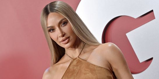 Τι κοινό έχει η Kim Kardashian με την Elizabeth Taylor κατά το BBC;