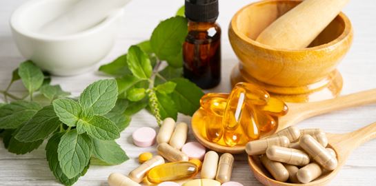 5 συμπληρώματα διατροφής που δεν πρέπει να συνδυάζεις με καφέ