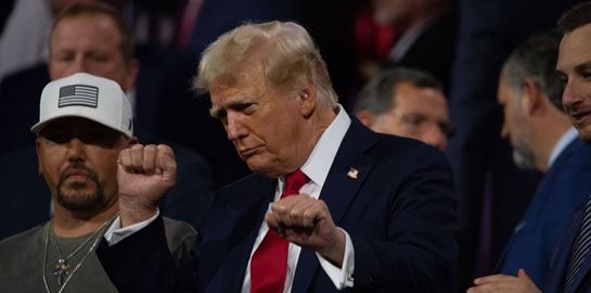 Ο 78χρονος Donald Trump μόλις αυτοαποκαλέστηκε 'ωραίος και έξυπνος νεαρός'