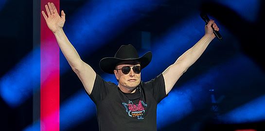 Τα πιο ακριβά πράγματα που έχουν αγοράσει οι Elon Musk και Jeff Bezos