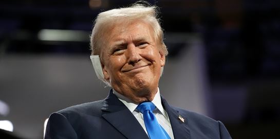 O Trump υποσχέθηκε στον Zelenskyy ότι θα τερματίσει τον πόλεμο στην Ουκρανία αν εκλεγεί