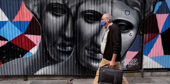 Σε ρυθμό μόνιμου lockdown η Ελλάδα