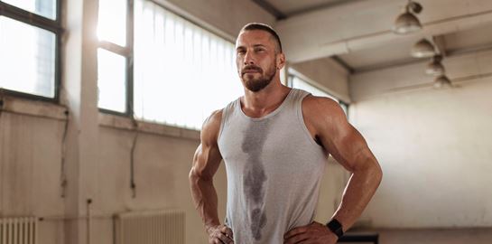 Πώς μπορείς να χάσεις λίπος ενώ χτίζεις μύες