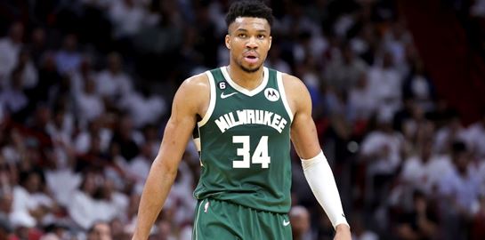 Ο Γιάννης Αντετοκούνμπο ετοιμάζει τον γάμο του με καλεσμένους LeBron και Mbappé