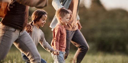Μεγαλώνοντας παιδιά όπως στα '90s, η νέα τάση