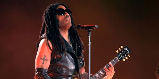 Ξέρουμε πού έμεινε ο Lenny Kravitz πριν από τη συναυλία του στο ΟΑΚΑ