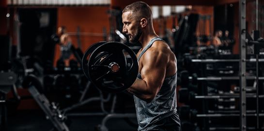 Πόσες ημέρες την εβδομάδα πρέπει να προπονείσαι για να αυξήσεις τη μυϊκή σου μάζα