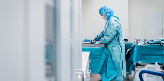 Η Shop & Trade δωρίζει 300 ζευγάρια Birkenstock Professional στο προσωπικό των ΜΕΘ