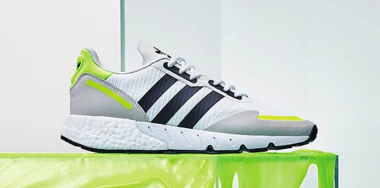 Σπάζοντας όλες τις συμβάσεις με τα Adidas ZX 2K Pure