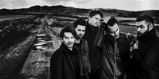 Οι Editors 'μεγαλώνουν' ωραία