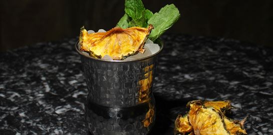 Beauty Killed the Beast, η μπάρα της ευδαιμονίας