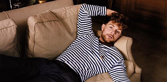 Πώς είναι να ψωνίζεις από τον Tommy Hilfiger μαζί με την Ηλιάνα Παπαγεωργίου