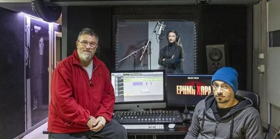 Οι άνθρωποι που εξασφαλίζουν ισότιμη πρόσβαση στις σειρές για όλους