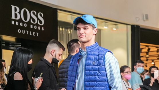 7 χρόνια One Salonica outlet mall