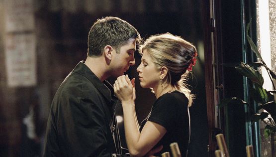 Τι συμβαίνει επιτέλους με τη Jennifer Aniston και τον David Schwimmer;