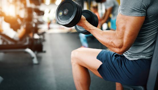 3 μυστικά για θεόρατα μπράτσα