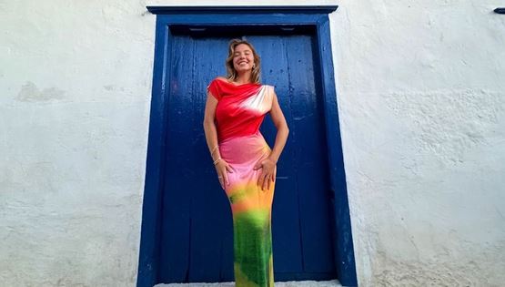 Η Sydney Sweeney δεν αντιστέκεται στο ελληνικό καλοκαίρι