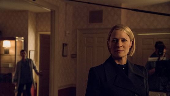 Η Robin Wright στο επίκεντρο στις πρώτες φωτογραφίες της 6η σεζόν του House of Cards