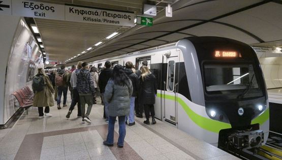 Ανέπαφες πληρωμές με κάρτα σε μετρό, τραμ, λεωφορεία και τρόλεϊ από σήμερα