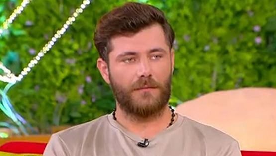 Νίκος Μπάρτζης σε ρόλο Δικαστή Dredd στο Love It