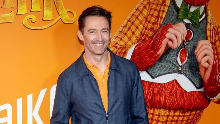 Το ανοιξιάτικο smart casual look του Hugh Jackman
