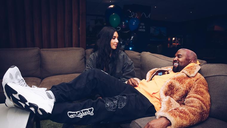 O Kanye West είναι επίσημα δισεκατομμυριούχος