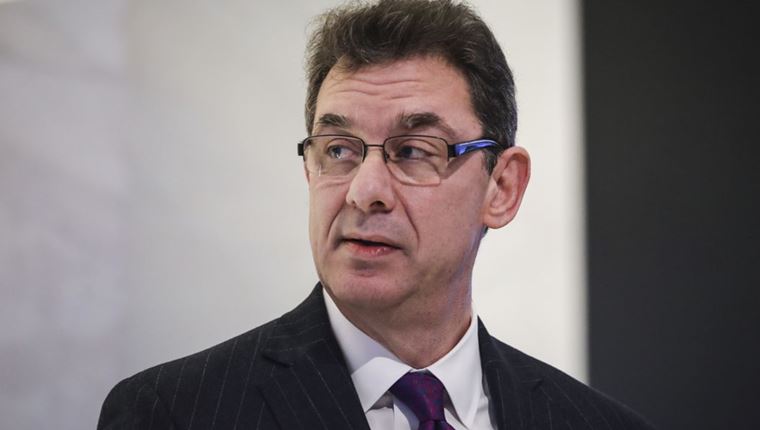 Ο λόγος που ο Albert Bourla της Pfizer έφυγε από την Ελλάδα