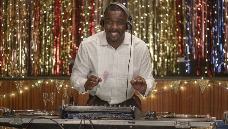 Ο Idris Elba από DJ γίνεται νταντά στο πρώτο trailer του Turn Up Charlie
