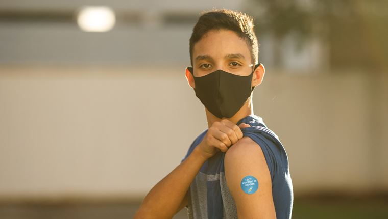 Τα κρούσματα στις μικρότερες ηλικίες οδηγούν στον εμβολιασμό των παιδιών