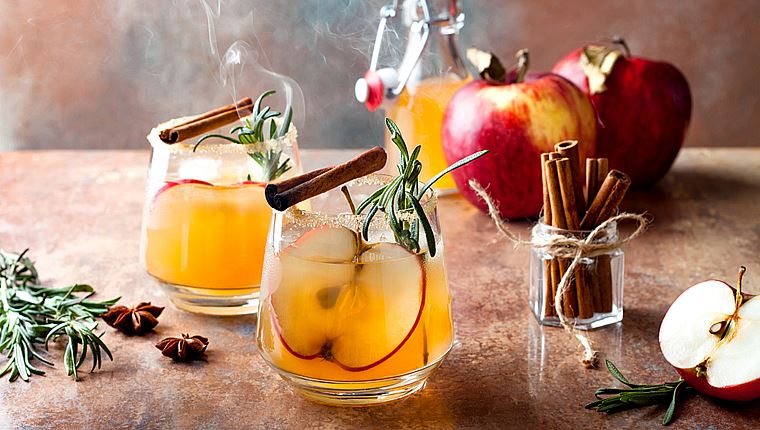 Ζεστά cocktails για τις ημέρες των γιορτών