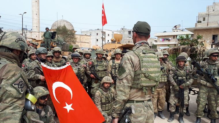 Πώς η Τουρκία μεταμορφώθηκε σε πολεμικό καθεστώς